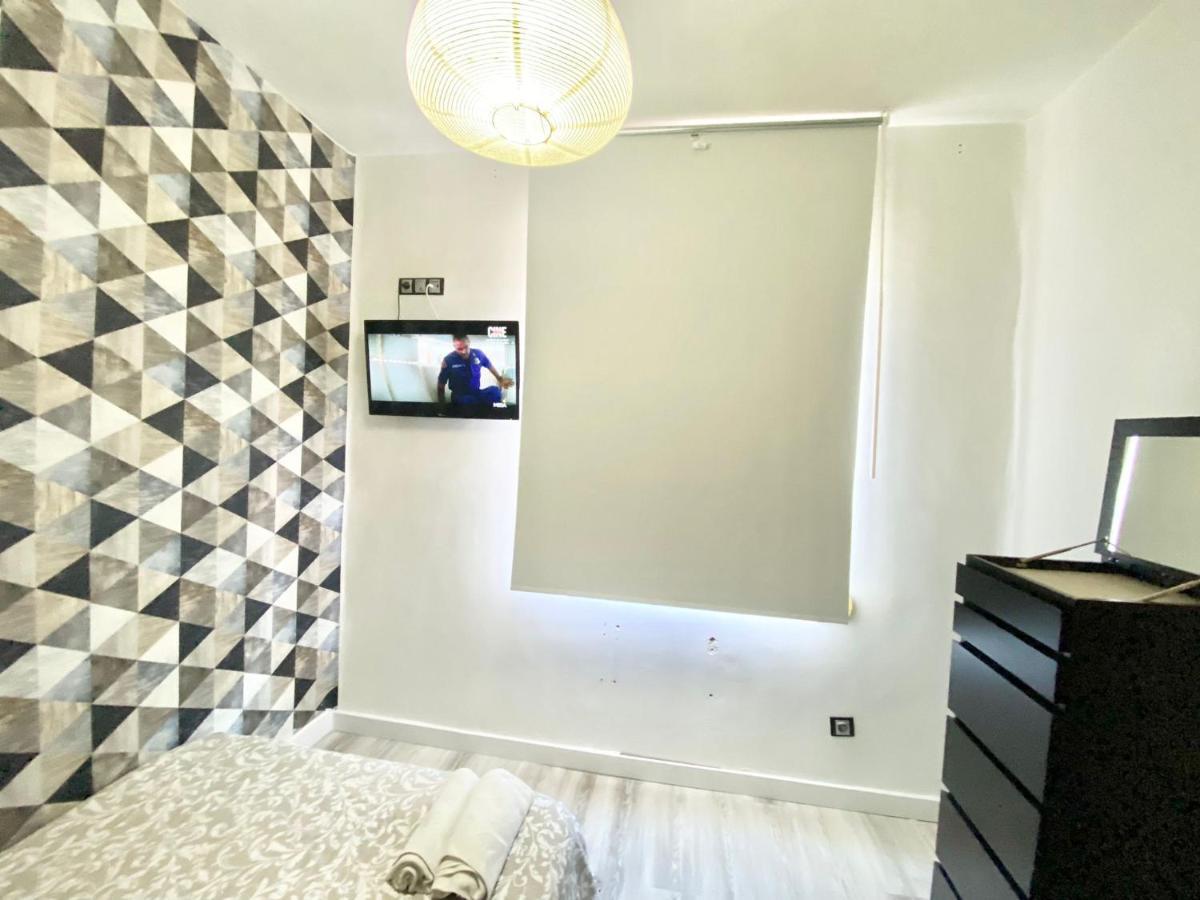 Appartement Piramides 1 *